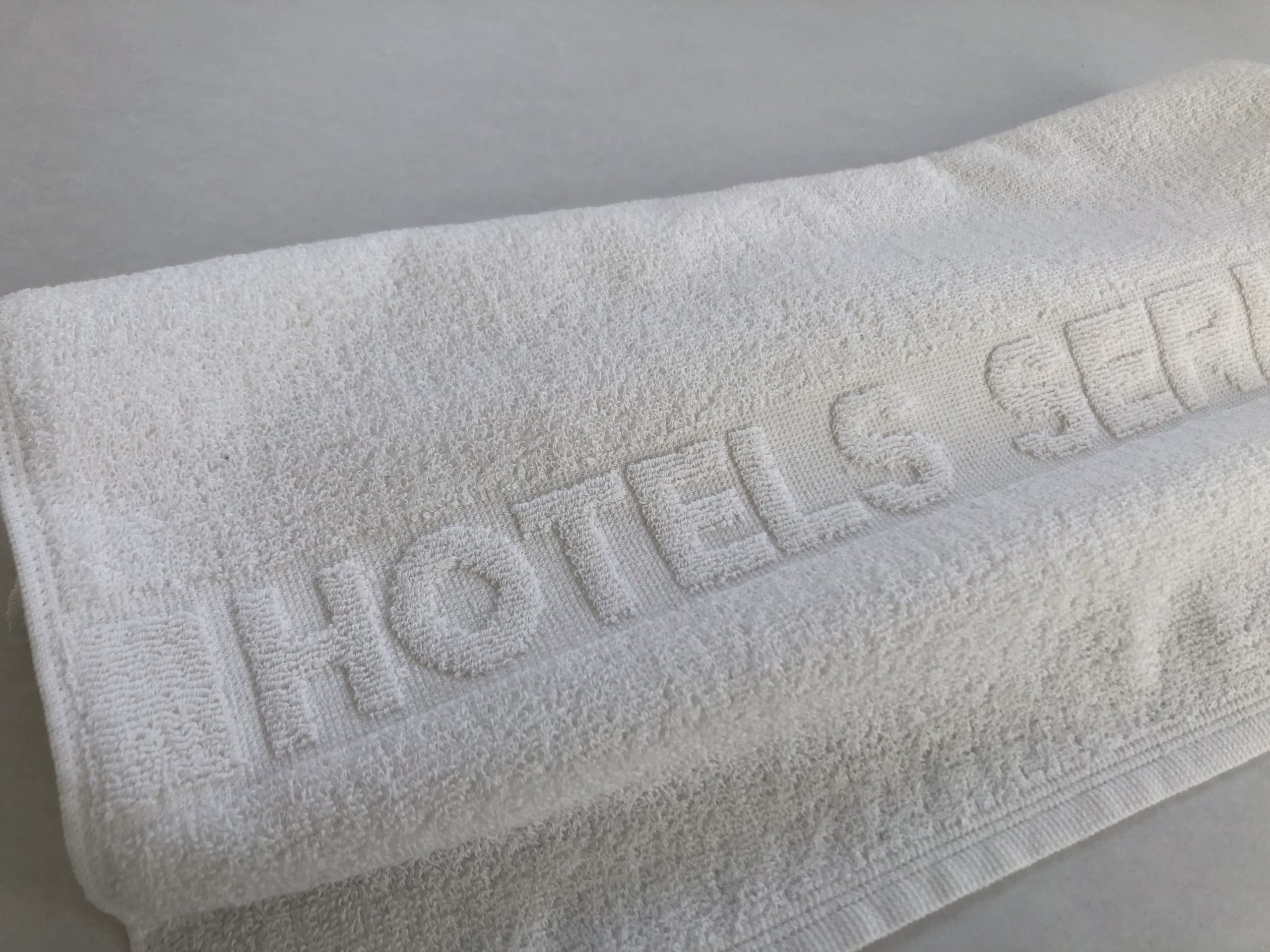 Toallas Hotel - Secaneta | Menaje para hoteles, textil promocional y licencias